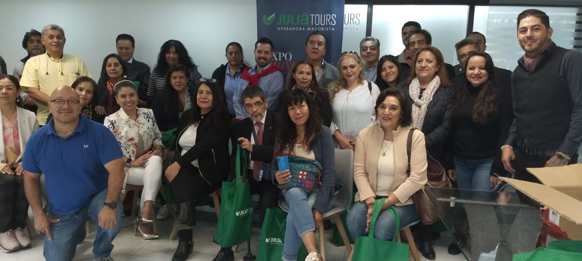 Agentes de viajes en la capacitaci&oacute;n de Juli&aacute; Tours y Vail Resorts.