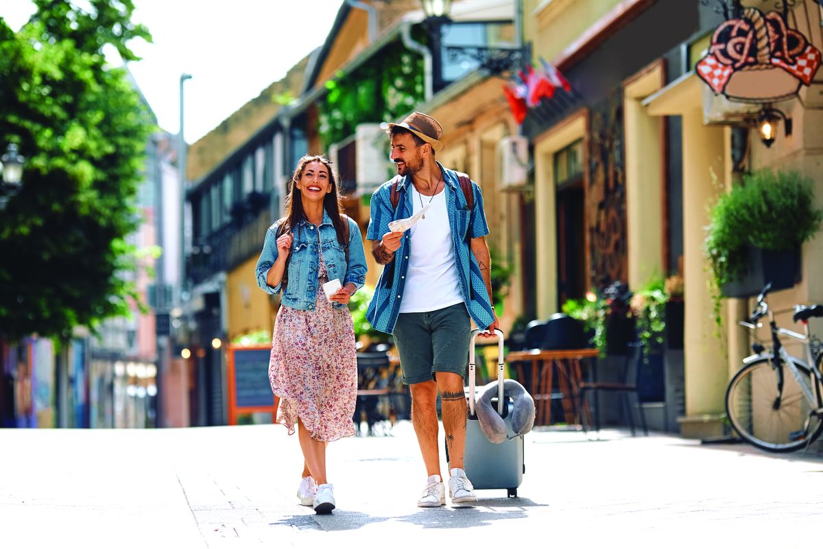 De los 8,4 millones de visitantes residentes que salieron del país el año pasado, el 11% lo hizo a Europa.