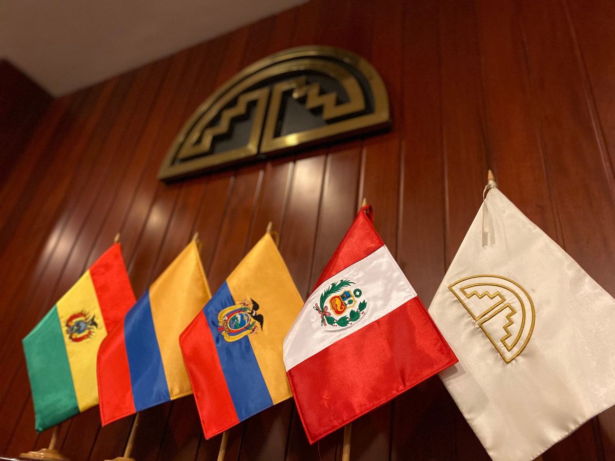La Comunidad Andina (CAN) aprobó la decisión que permite la libre circulación de vehículos entre Colombia