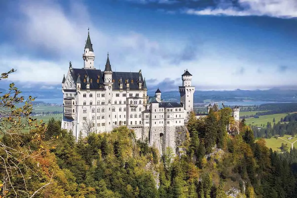 Europa: este es el famoso Castillo de Neuschwanstein que inspiró al de la Bella Durmiente de Disney.