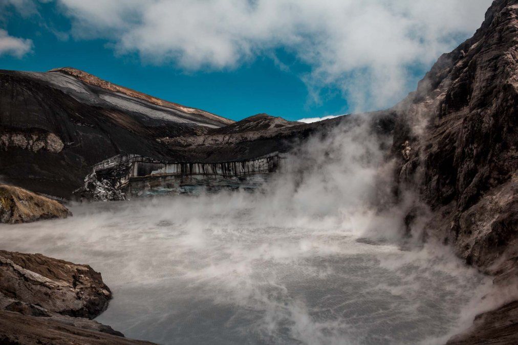 Patagonia: el Parque Provincial Copahue protege varios atractivos naturales para descubrir y explorar.