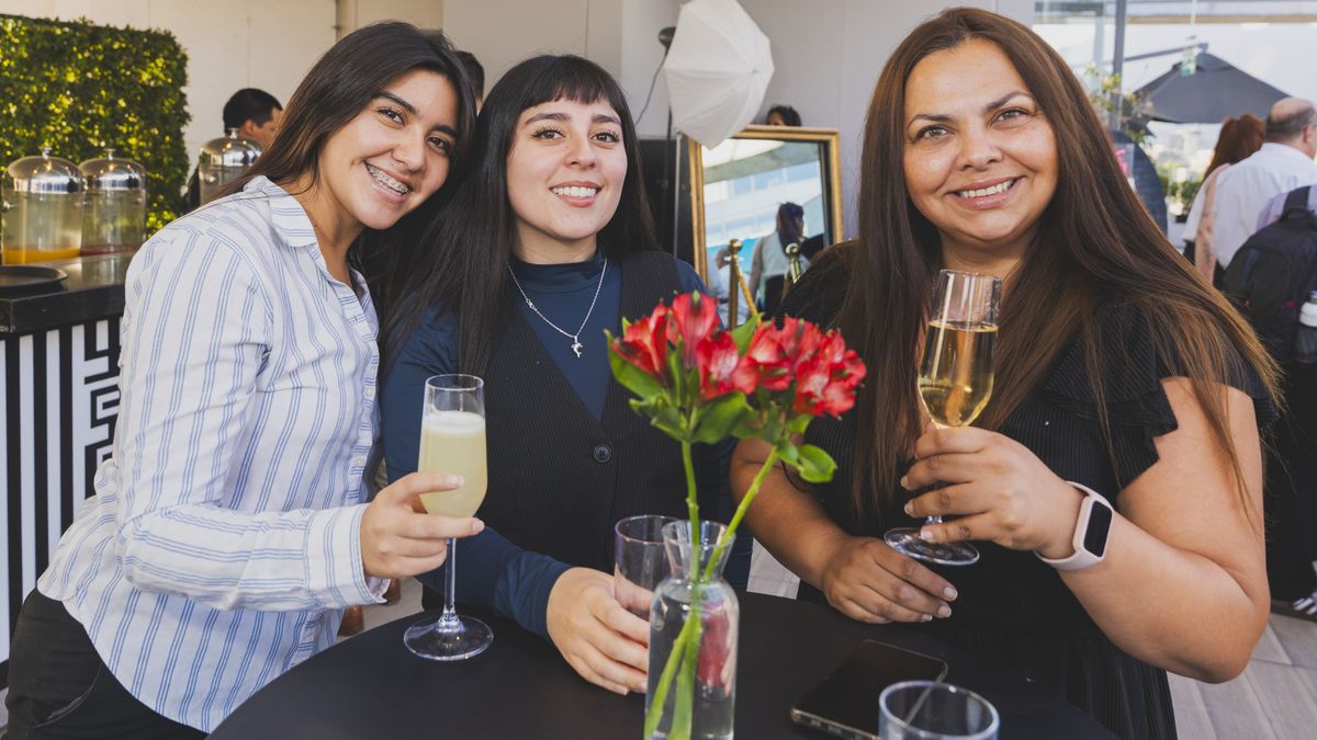 Agentes de viajes presentes en el sunset de Tempo Reps.