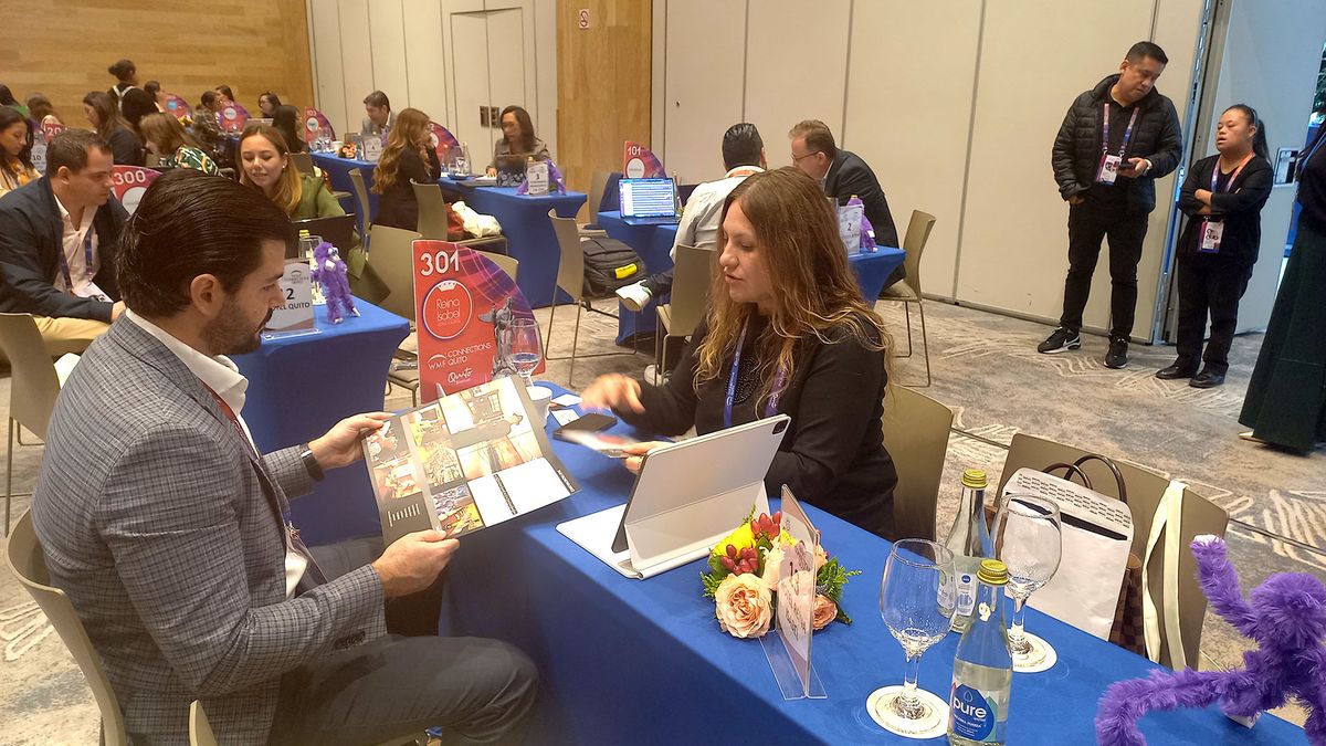 Participantes en la rueda de negocios de evento de turismo MICE World Meetings Forum Connections. 