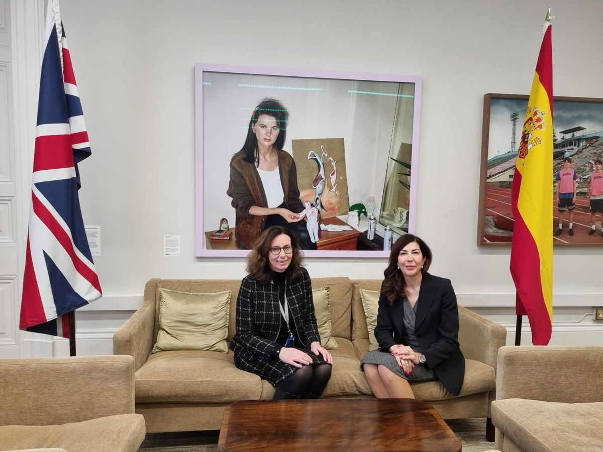 Con motivo de WTM 2023 se han reunido Rosana Morillo y Jennifer Anderson, directora de Asuntos Consulares, para reforzar lazos y promover un turismo seguro y sostenible.