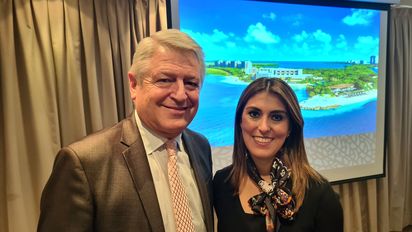 Claudio Fernández, presidente de Leisure Express, junto a Jimena Rión, gerenta de Ventas para América Latina del NIzuc Resort & Spa.