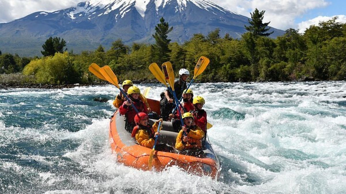 Vive una experiencia llena de aventura haciendo rafting en los mejores lugares de Chile