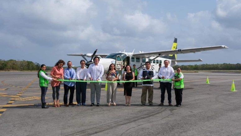 El Aeropuerto Internacional de Cozumel recibió el vuelo inaugural de la ruta aérea Cozumel-Cancún, operado por Aerus, el martes 14 de mayo por la mañana.