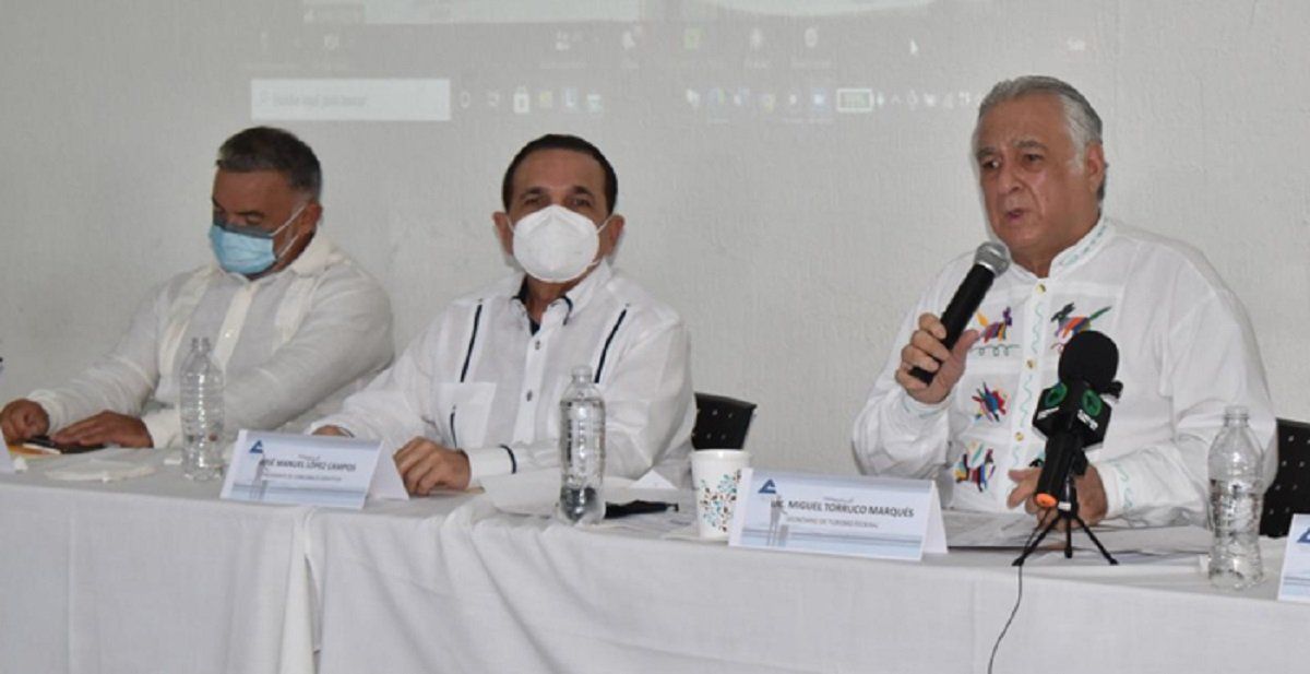 En una primera fase, las vacunas llegarían a ocho destinos turísticos. Empresarios del sector aseguran estar listos para la temporada de verano.