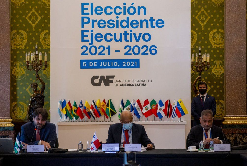 Sergio Díaz-Granados, nuevo presidente ejecutivo del Directorio de CAF.