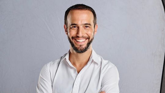 Nacho Girón analizará en el Congreso de Faevyt en Mendoza cómo el contexto político impacta en las decisiones de las agencias de viajes.