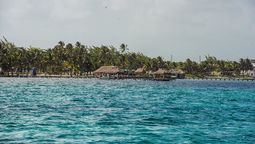 Requisitos de ingreso a Belice: los viajeros que cuenten con todas las dosis de vacunas contra Covid-19 ya no requerirán de una prueba Covid negativa; únicamente deberán presentar su comprobante de vacunación para ingresar al aeropuerto, fronteras terrestres o puertos marítimos.