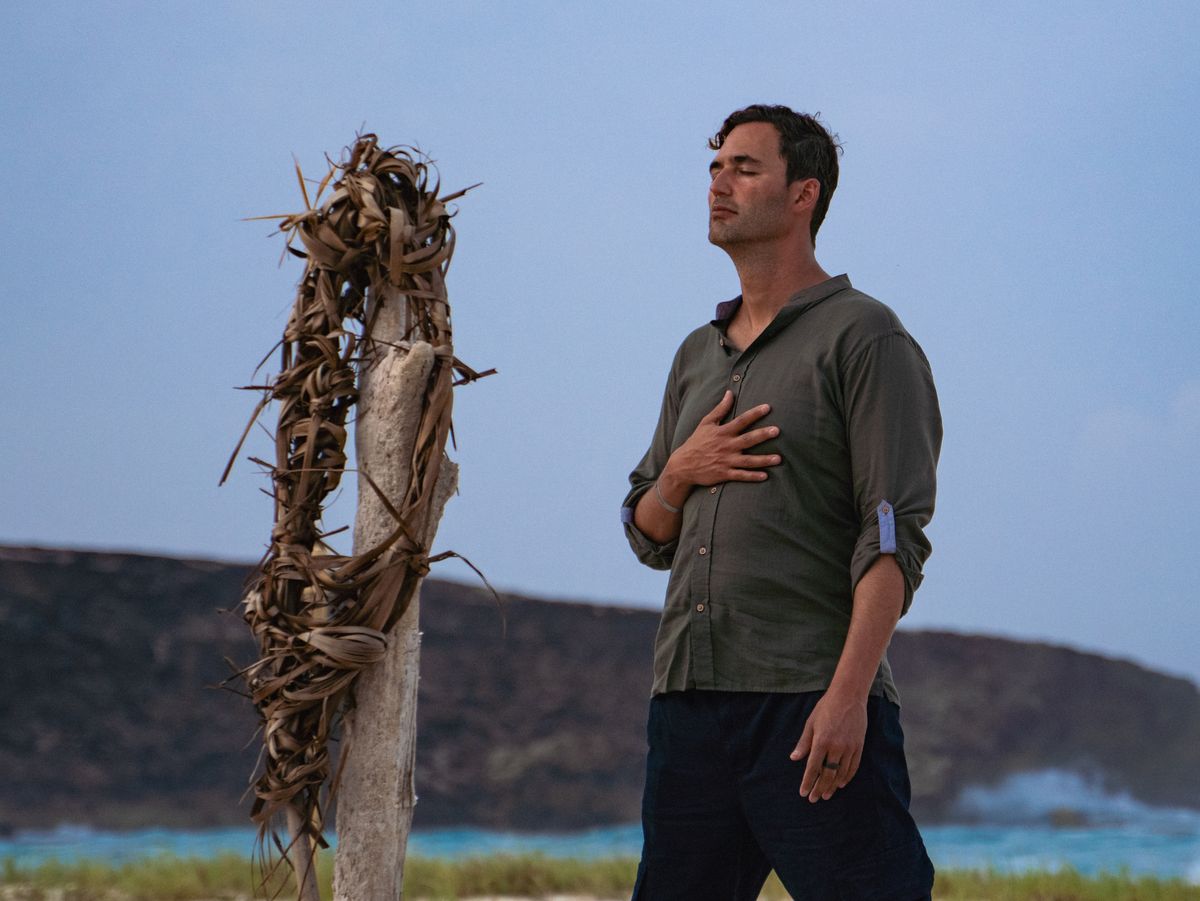 Jason Silva, presentador del documental. 