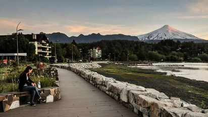 Pucón combina nieve, termas y paisajes únicos en una escapada imperdible al sur de Chile.