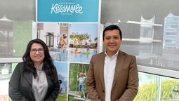 María Alexandra Ordóñez, gerente de Turismo de Aviareps, y Gustavo Zapata, jefe de Oficina en Quito de HDP Representaciones. 
