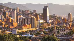 Medellín y Antioquia avanzan con una visión de ciudad-región que integra capacidades, territorios y narrativas.