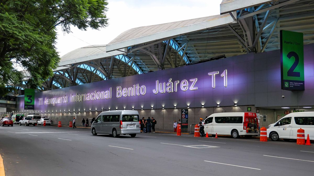 El AICM, junto con el AIFA y el aeropuerto de Toluca, permitiría movilizar a 100 millones de pasajeros. El AICM, junto con el AIFA y el aeropuerto de Toluca, permitiría movilizar a 100 millones de pasajeros.