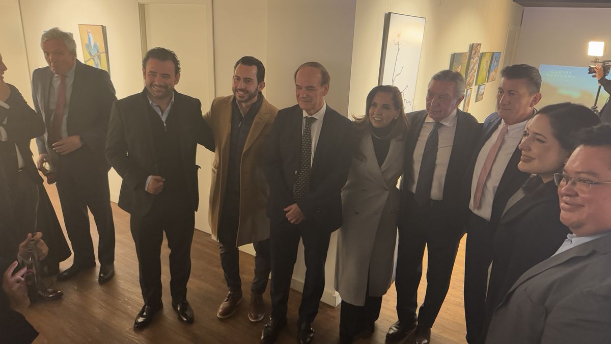 Representantes turísticos de Ávoris y Quintana Roo tras la firma del acuerdo conjunto de colaboración.