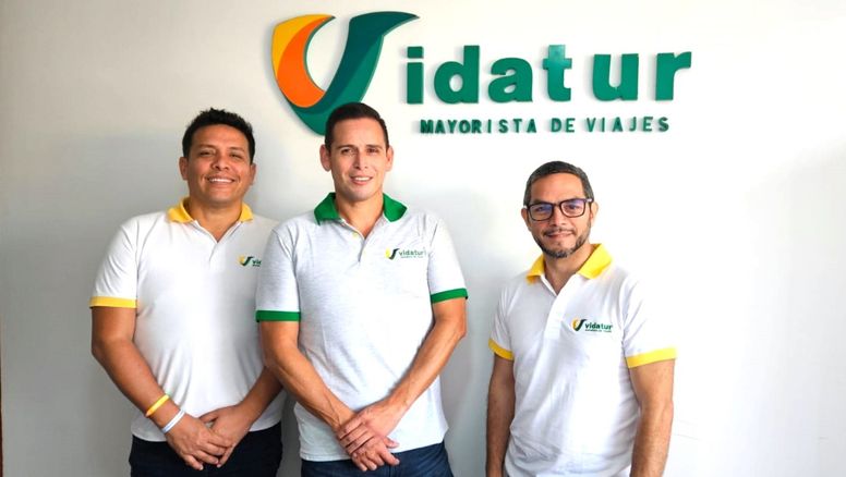 La dirección de Vidatur está a cargo de un equipo de expertos: Mirko Arrunátegui, Gerente de Operaciones; Miguel Portugal, Gerente General y Nelson Del Carpio, nuevo Jefe de Ventas.