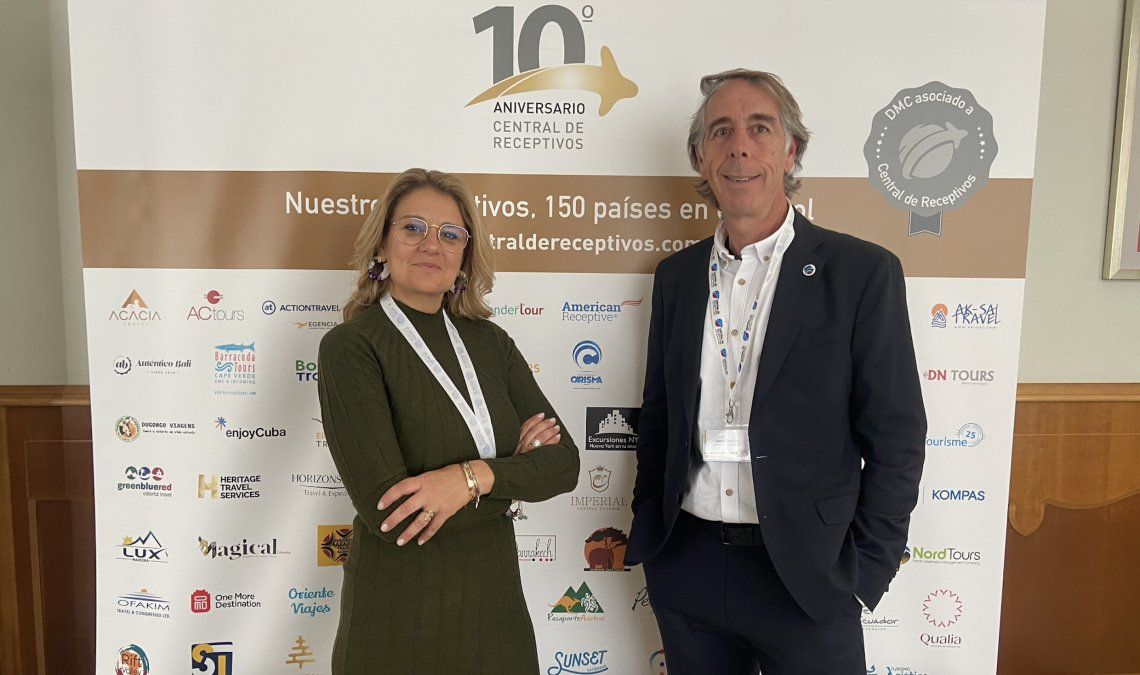 Almudena Fernández (directora de comunicación) y Javier Centeno (director de Central de Receptivos), durante el workshop organizado por la compañía en Madrid