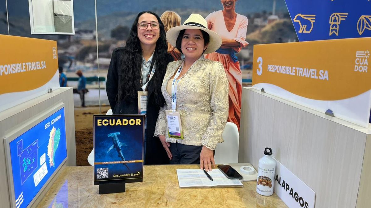 Laura Ximena Buitrago y Karem Irigoyen, de Responsible Travel. Vitrina Turística Anato 2026. Laura Ximena Buitrago y Karem Irigoyen, de Responsible Travel. Vitrina Turística Anato 2026.