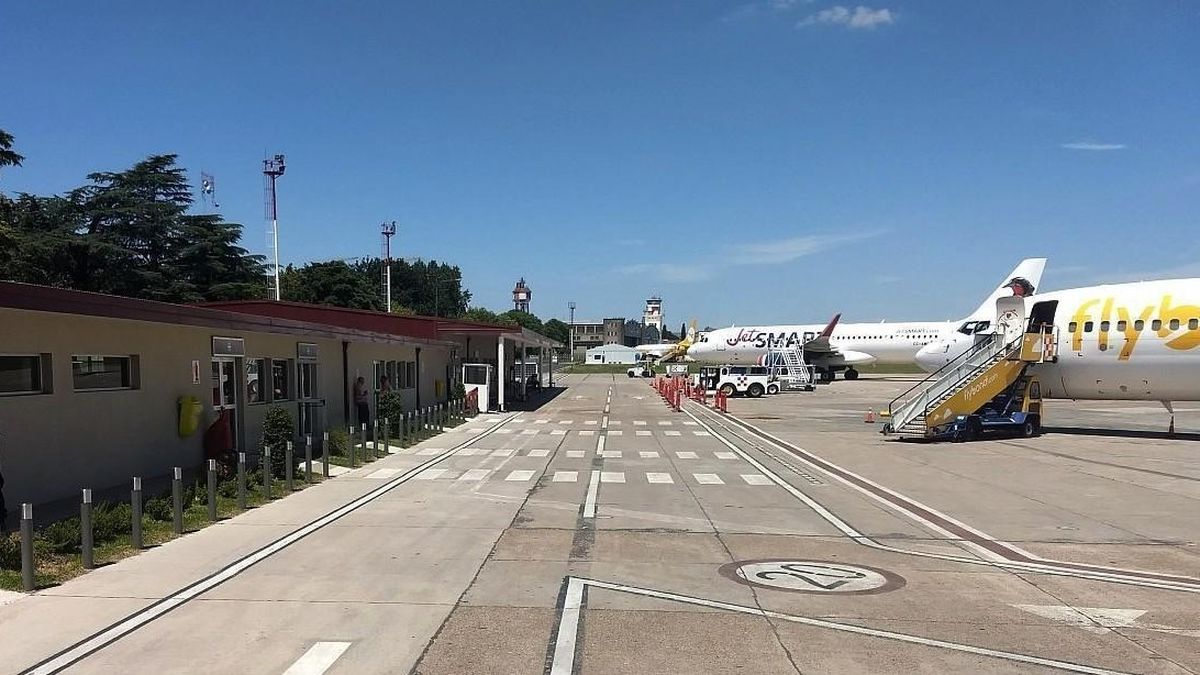 Aeropuerto de El Palomar y los vuelos low cost: un proyecto busca reactivar la terminal más polémica del AMBA.