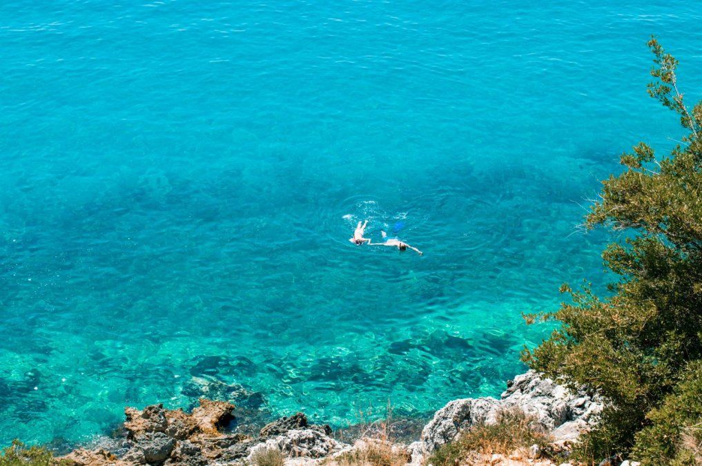 Albania, situado en el sureste de Europa, se consolida como uno de los destinos más demandados por los viajeros españoles para este verano, según Kiwi.com
