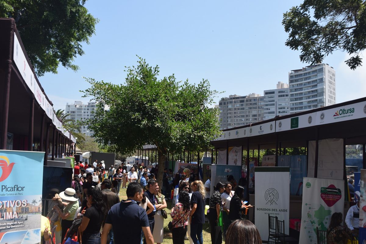 La Feria tuvo gran acogida por parte del público asistente.