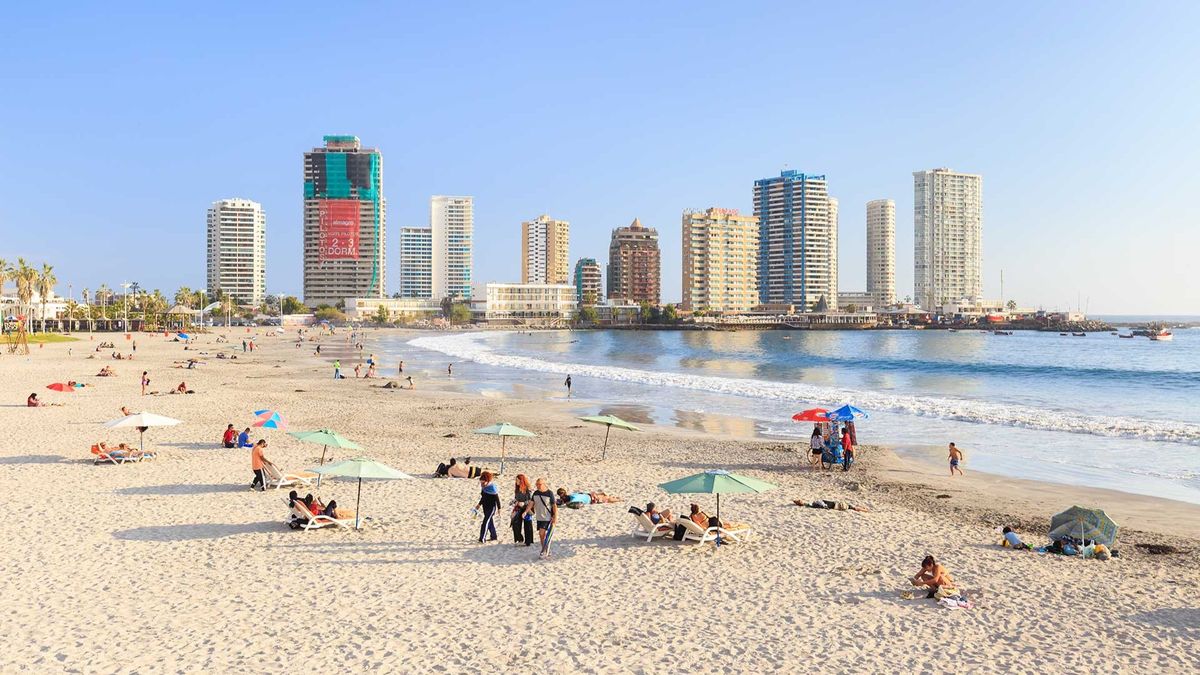 Playa Cavancha de Iquique renovó su certificación Blue Flag por tercer año.&nbsp;