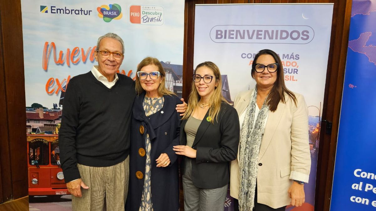 Jose Luis da Cunha, Patricia S&aacute;nchez y Danitza Prado de Le&oacute;n.