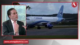 El presidente del Consejo de Administración de Interjet, Alejandro del Valle, durante la entrevista televisiva.