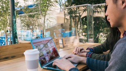 Más allá del turismo tradicional, los nómadas digitales combinan trabajo remoto con movilidad internacional marcando la antesala del Mundial FIFA 2026.