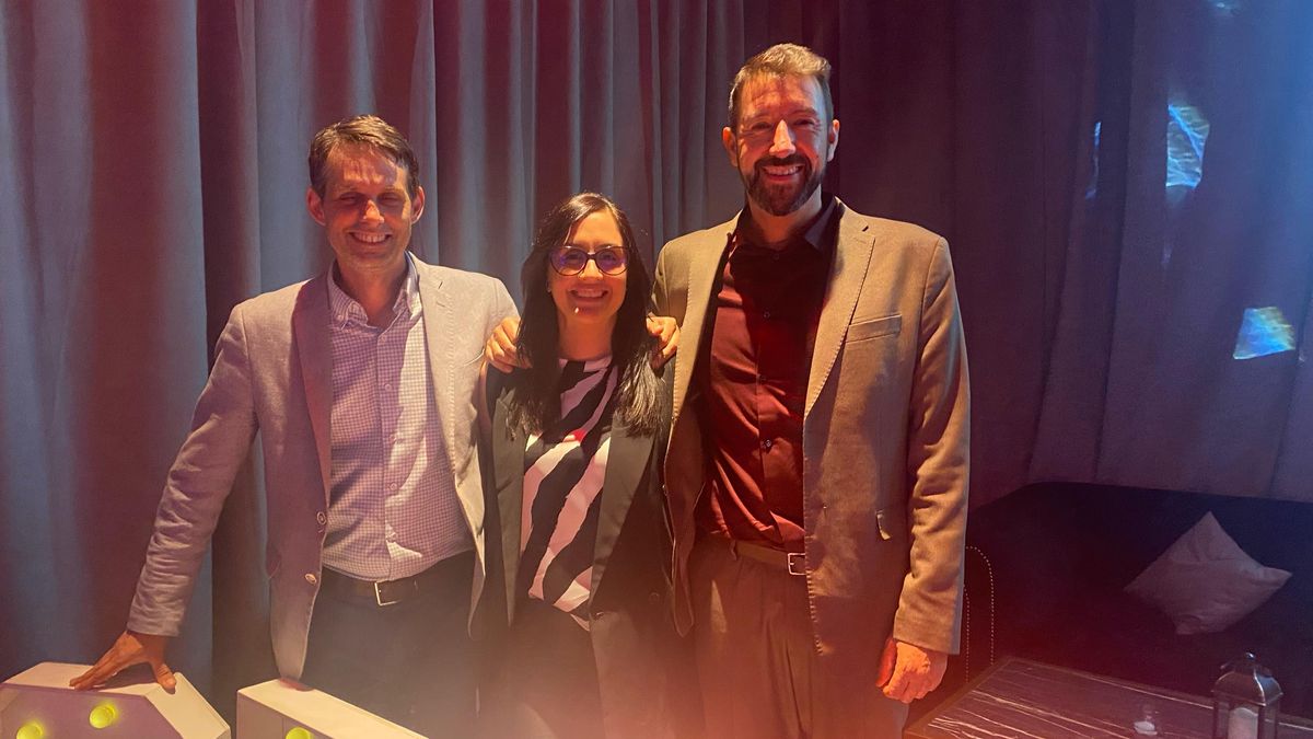 Enrique Rondelli, Laura Santo y Aitor Canedo.