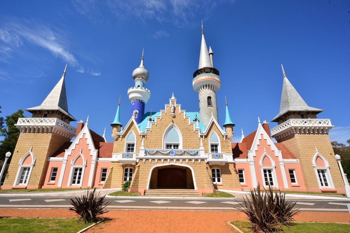 Escapadas del D&iacute;a del Ni&ntilde;o: la Rep&uacute;blica de los Ni&ntilde;os enamora y sorprende a todos los visitantes con su infraestructura y todas sus propuestas de entretenimiento.
