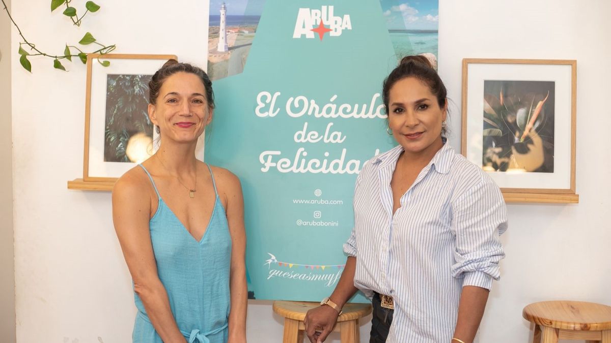 Lorena Salmón y Jessica Lara, representante de la Autoridad de Turismo de Aruba. - Ladevi Medios y Soluciones Lorena Salmón y Jessica Lara, representante de la Autoridad de Turismo de Aruba.