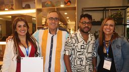 Equipo de Mayorplus en el Ladevi Workshop Medellín.