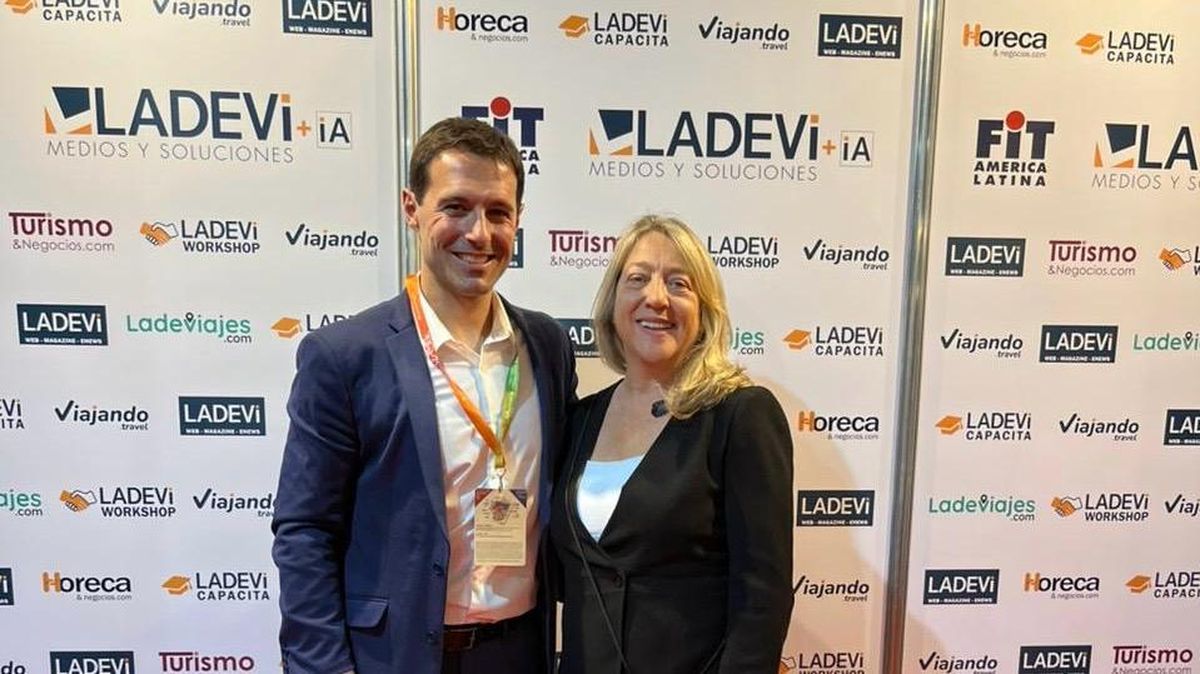 Eduardo Zorzanello, CEO Festuris Gramado; Claudia González, directora comercial Ladevi. Eduardo Zorzanello, CEO Festuris Gramado; Claudia González, directora comercial Ladevi.