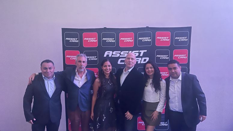 Durante el festejo de fin de año de Assist Card México, Carlos Bricka destacó que en seis años la compañía casi triplicó su presupuesto.