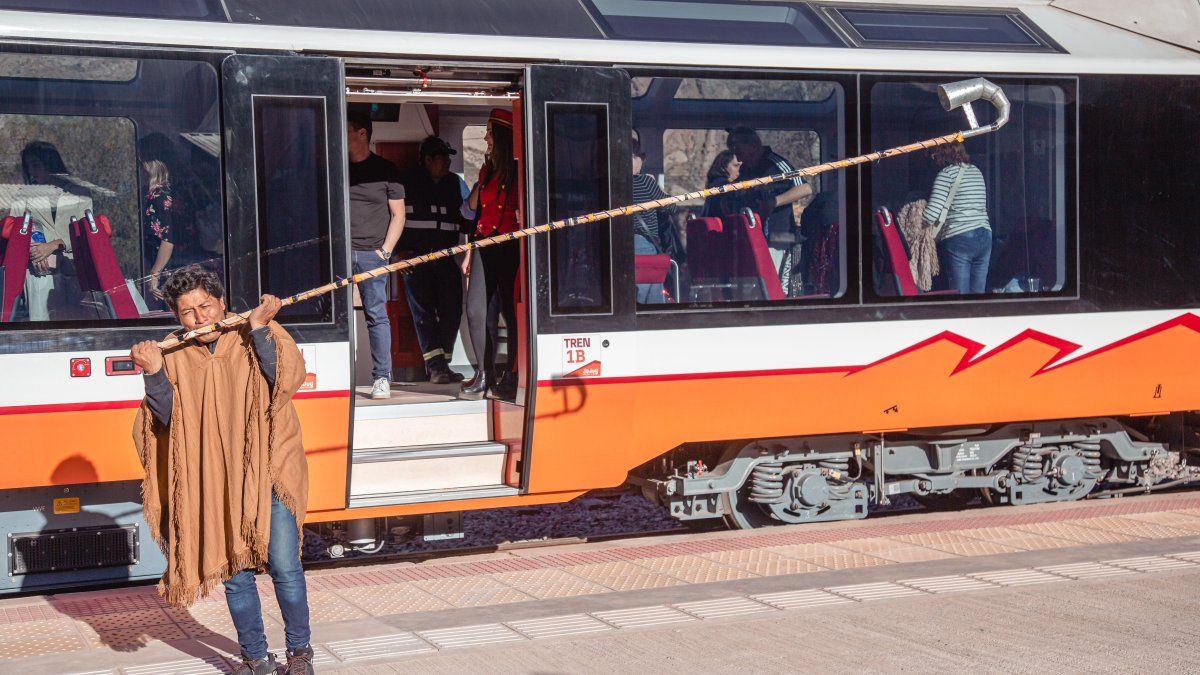 Vacaciones de invierno en Jujuy: todas las estaciones del Tren Solar están cercanas a los principales atractivos del Norte argentino. 