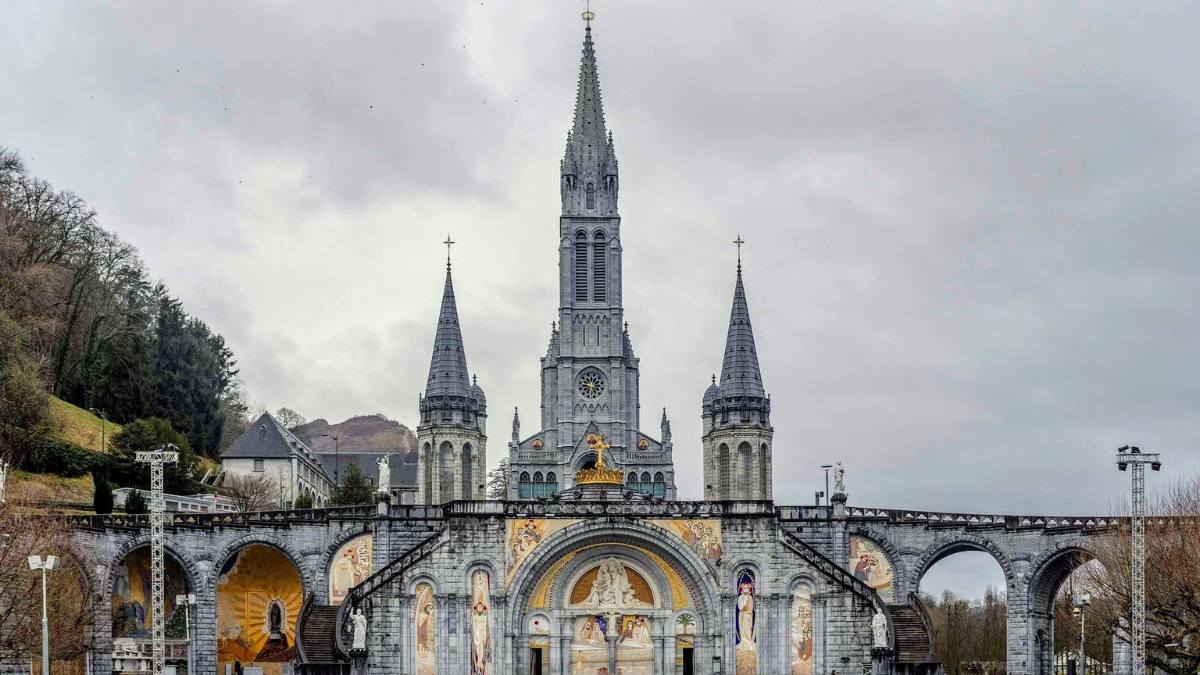Europa alberga importantes puntos de peregrinación enfocados en la Virgen María.