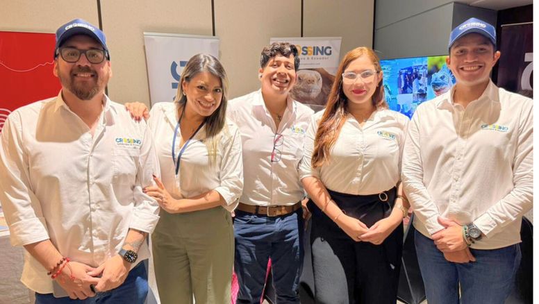 Equipo de Crossing Galápagos & Ecuador, en los Ladevi Workshop.&nbsp;