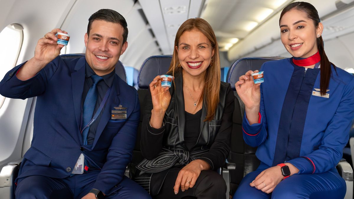 Una nueva alianza llevará a los cielos de Colombia el reconocido arequipe Alpina.&nbsp;