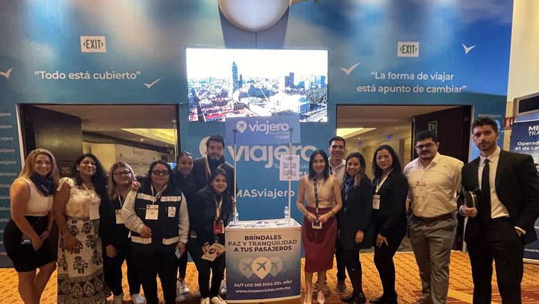 El equipo de MAS Servicios promociona sus tecnologías de escaneo en el Encuentro de Promoción Turística 2023.