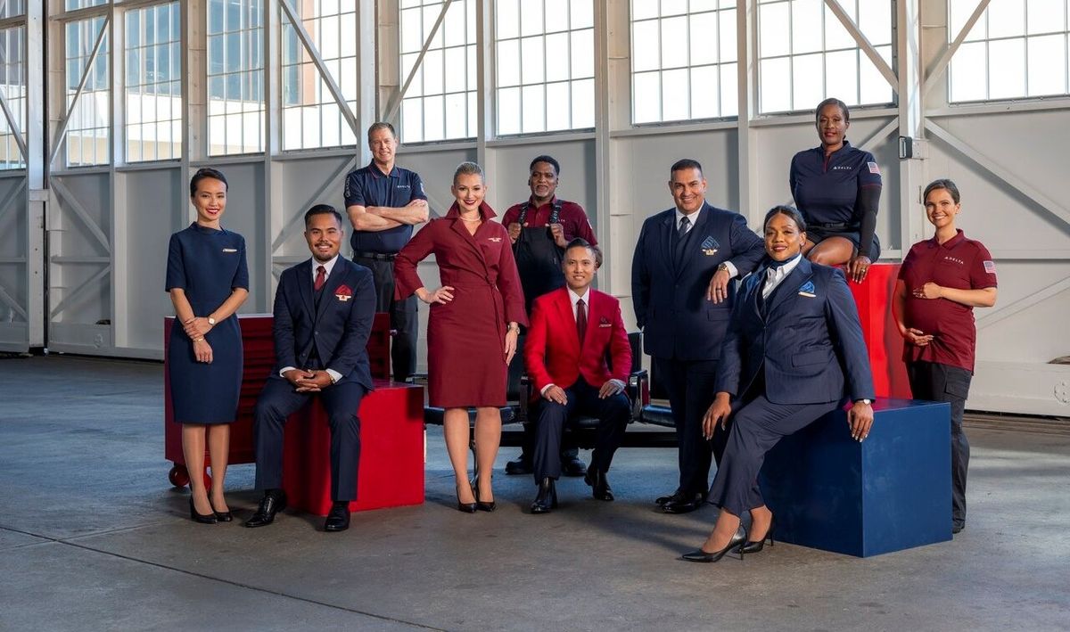 La nueva colecci&oacute;n de uniformes de Delta Air Lines fue dise&ntilde;ada por la reconocida firma de indumentaria Lands&acute; End.
