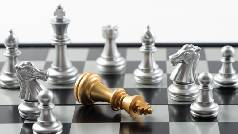 Fedecatur define su futuro en medio de internas, maniobras y el ocaso de Héctor Viñuales.