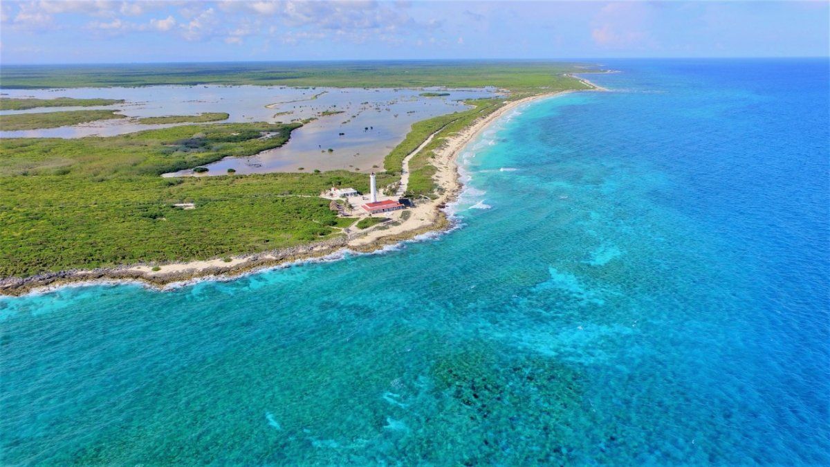 Caribe mexicano espera una gran temporada de verano con el incremento de vuelos. Los tres aeropuertos internacionales de Quintana Roo recibirán nuevas rutas.