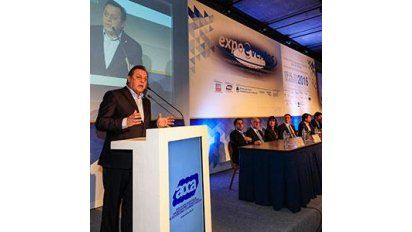 Ante un presente estancado, la industria mira al futuro