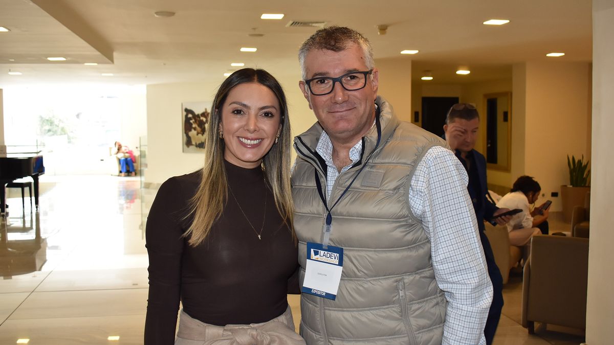 Jéssica Sánchez, coordinadora comercial de Ladevi Colombia y Ecuador; y Jorge Martin, gerente general de Eurolatina.