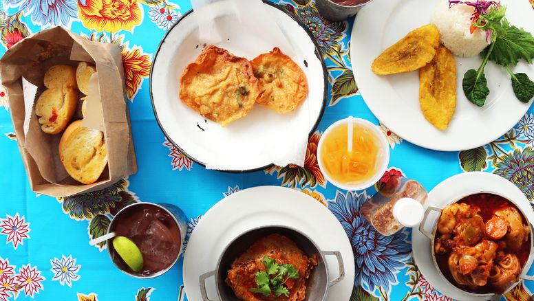 Puerto Rico: la tentadora oferta culinaria de Puerto Rico está compuesta por platos típicos como el mofongo y múltiples opciones de frituras.