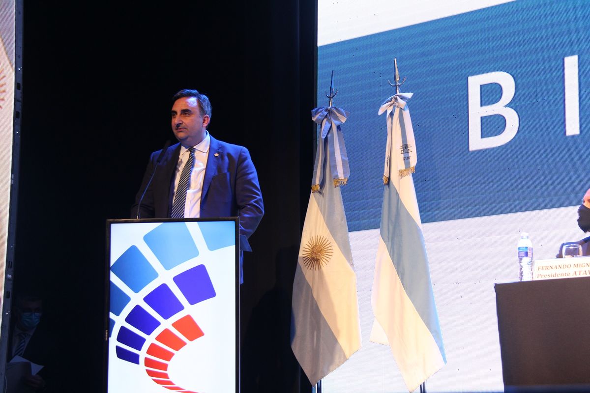 Faevyt insiste en que se derogue la norma del BCRA; mientras que gestionan para que, al menos, se mantengan las cuotas a los viajes al exterior, pero con intereses. &nbsp;