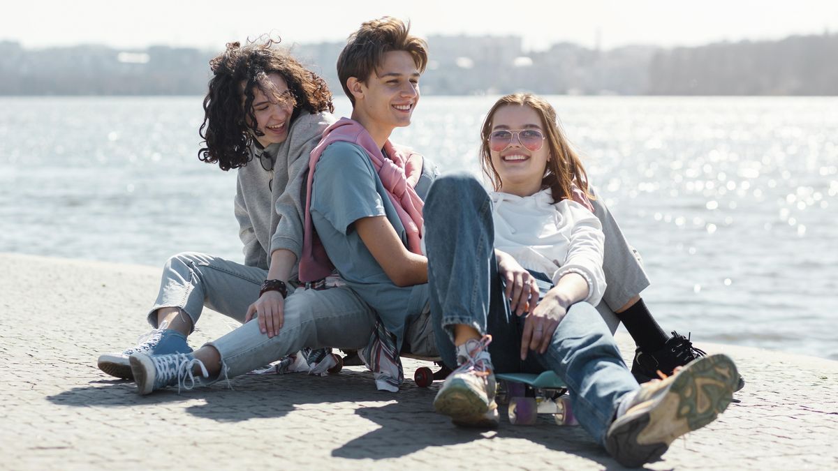 Verano 2026: 3 playas ideales para viajar con los jóvenes de la familia.